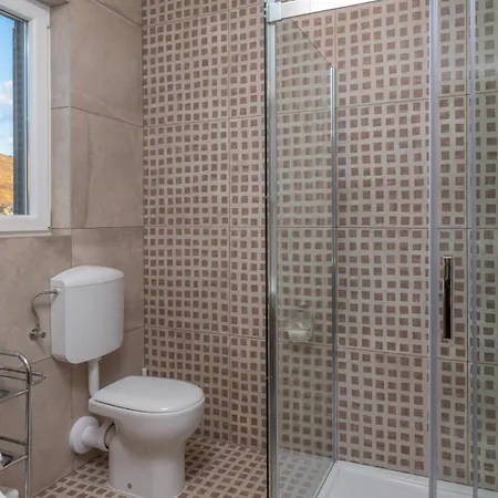 Dominus - By Guide * ספליט