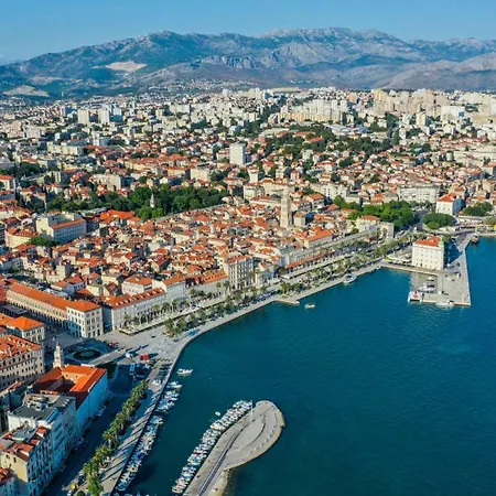 Dominus - By Guide וילה ספליט