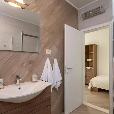 Dominus - By Guide Villa