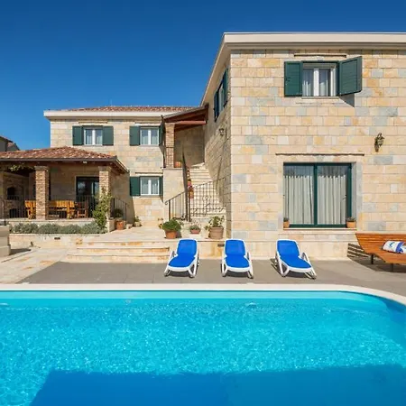 Dominus - By Guide 빌라 스플리트